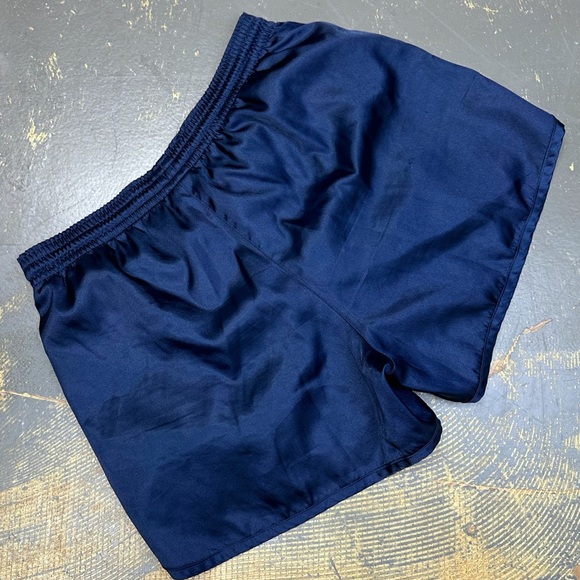 Nike Team Soccer Shorts Navy Blue Vintage Shiny Medium White Grey Tag - Picture 2 of 13